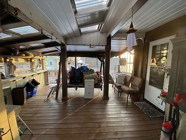 521 Liberty St, Springfield, MA 01104