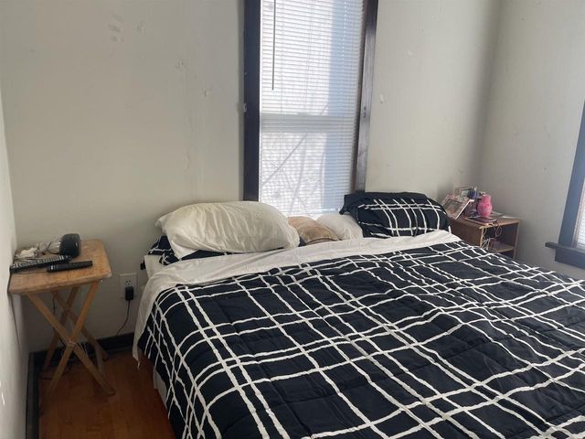 229 E IRVING AVENUE, Oshkosh, WI 54901