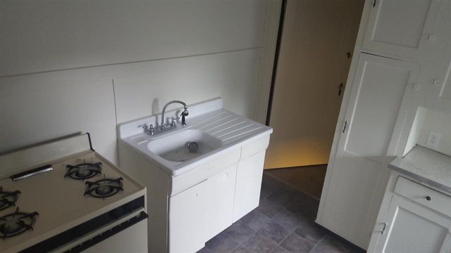 229 E IRVING AVENUE, Oshkosh, WI 54901