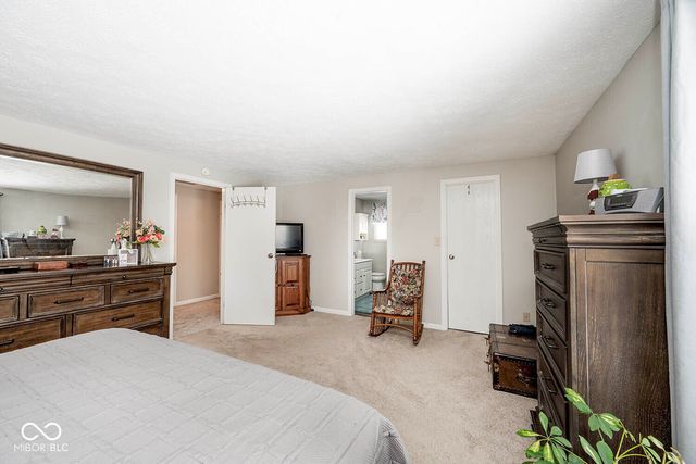 8313 Castle Ridge Lane, Indianapolis, IN 46256