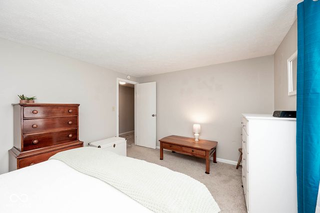 8313 Castle Ridge Lane, Indianapolis, IN 46256