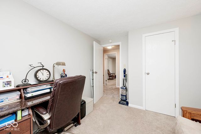 8313 Castle Ridge Lane, Indianapolis, IN 46256