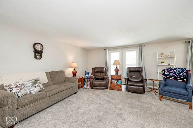 8313 Castle Ridge Lane, Indianapolis, IN 46256