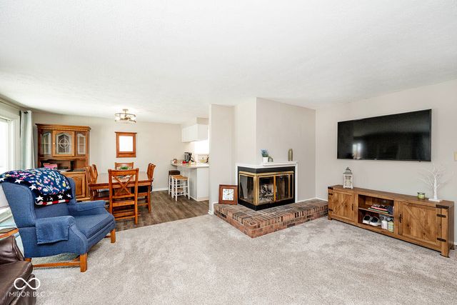 8313 Castle Ridge Lane, Indianapolis, IN 46256