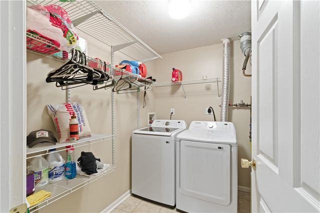 1680 Piper Lane 205, Centerville, OH 45440