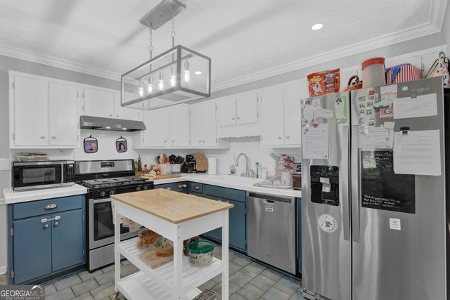 635 Oxford Hall Drive, Lawrenceville, GA 30044