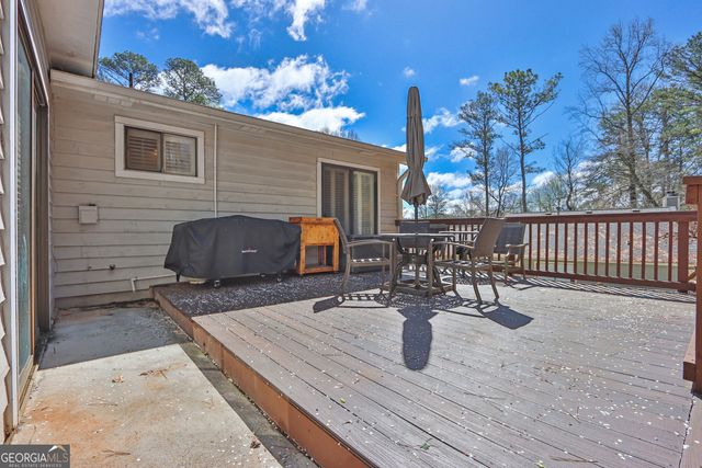 635 Oxford Hall Drive, Lawrenceville, GA 30044