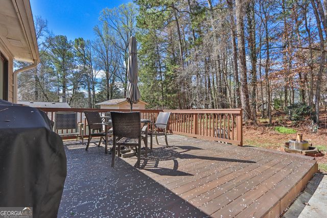 635 Oxford Hall Drive, Lawrenceville, GA 30044