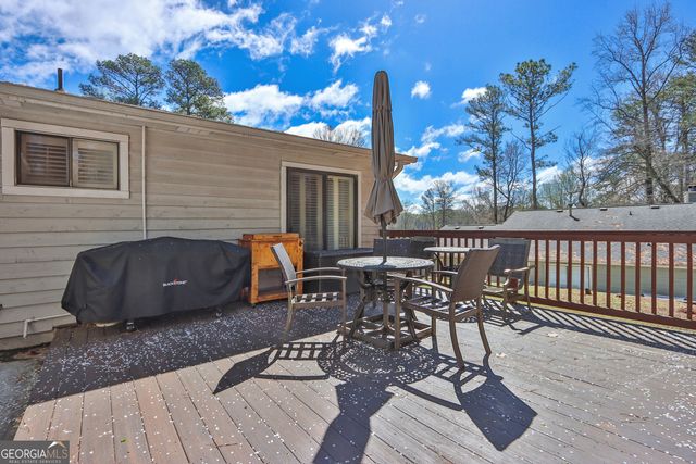 635 Oxford Hall Drive, Lawrenceville, GA 30044