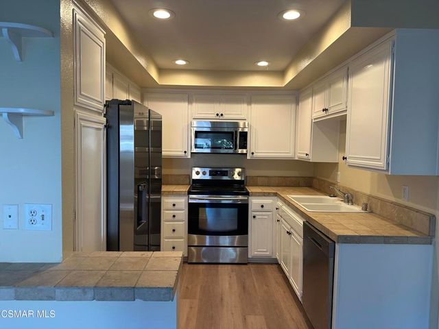 3719 Summershore Lane, Westlake Village, CA 91361