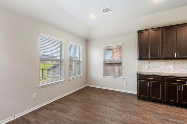 10158 N Whimbrel Circle, Conroe, TX 77385