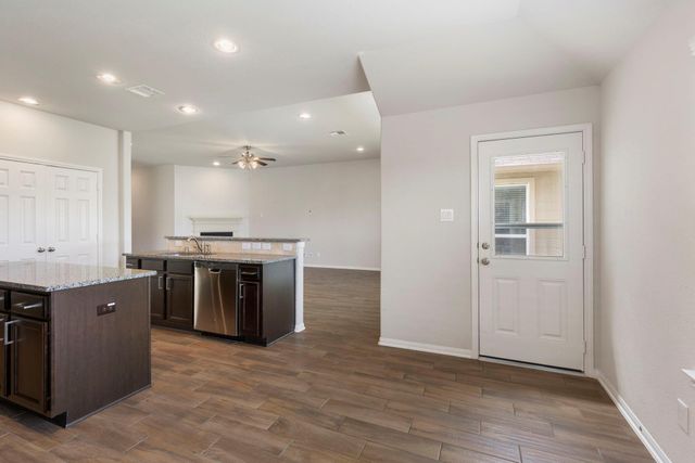 10158 N Whimbrel Circle, Conroe, TX 77385