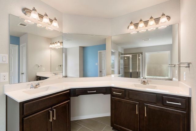 10158 N Whimbrel Circle, Conroe, TX 77385