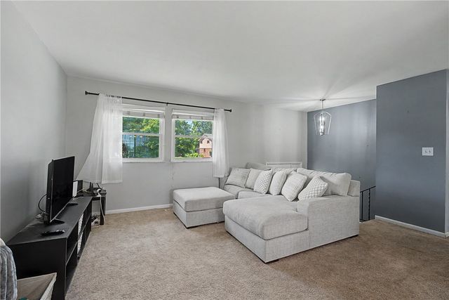 225 Lincoln Park Boulevard, Kettering, OH 45429