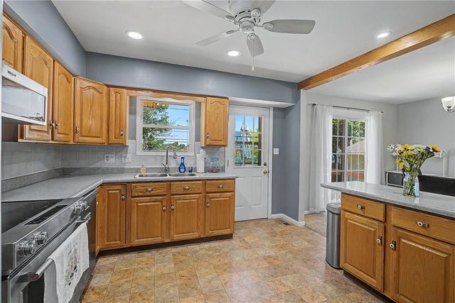 225 Lincoln Park Boulevard, Kettering, OH 45429