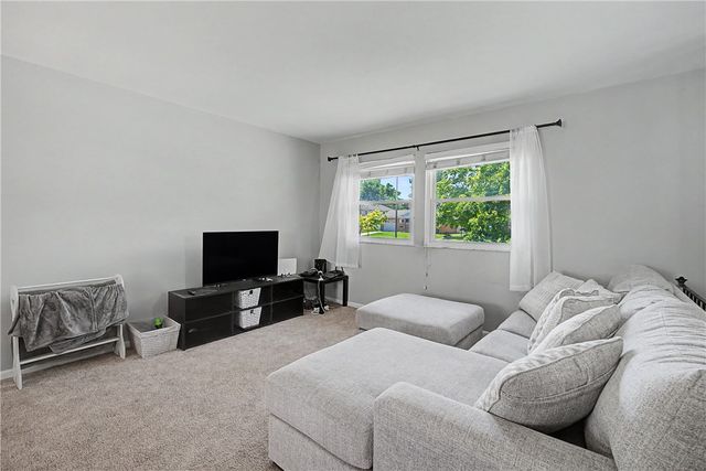 225 Lincoln Park Boulevard, Kettering, OH 45429