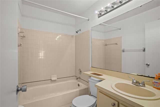 126 SPANISH MOSS COURT, Orlando, FL 32828