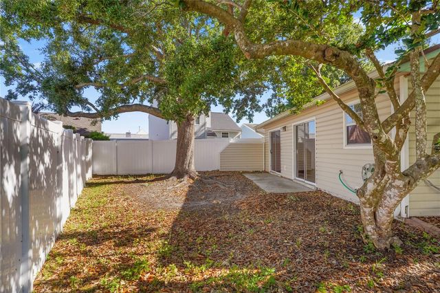 126 SPANISH MOSS COURT, Orlando, FL 32828