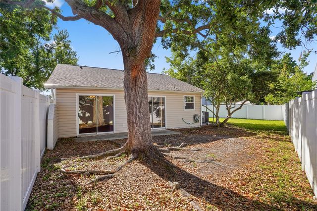 126 SPANISH MOSS COURT, Orlando, FL 32828