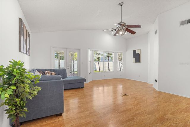 126 SPANISH MOSS COURT, Orlando, FL 32828