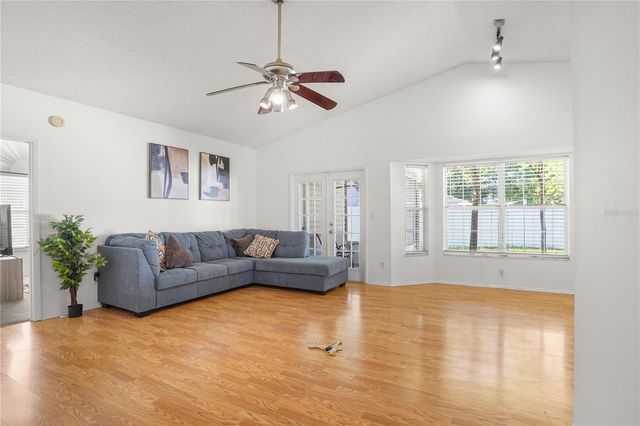 126 SPANISH MOSS COURT, Orlando, FL 32828