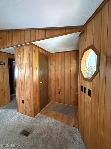 1129 Oak Grove Road, Waverly, WV 26184