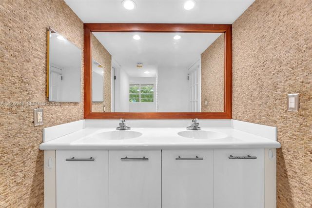 777 NE 62nd St C508, Miami, FL 33138