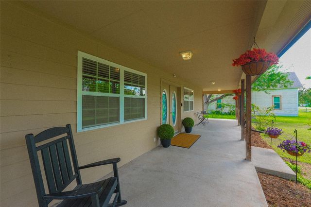 201 E Eggleston ST, Manor, TX 78653