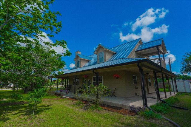 201 E Eggleston ST, Manor, TX 78653