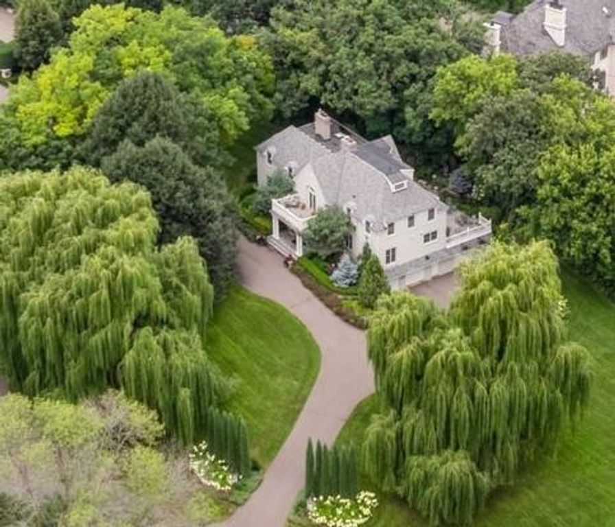 12 Merilane Avenue, Edina, MN 55436