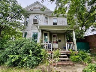 305 W Fairview Avenue, Dayton, OH 45405