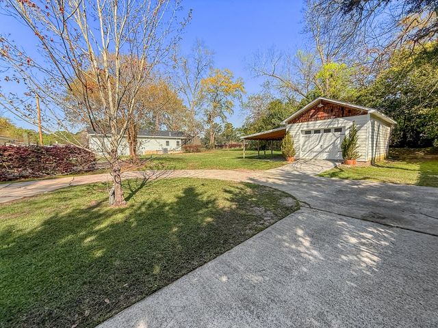 1700 Haisten Dr, Dothan, AL 36301