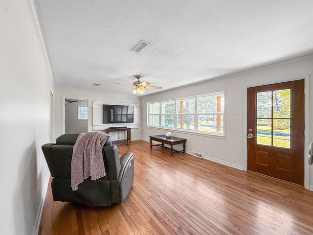 1700 Haisten Dr, Dothan, AL 36301