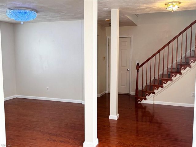 1504 Chateau Run CT, Virginia Beach, VA 23456