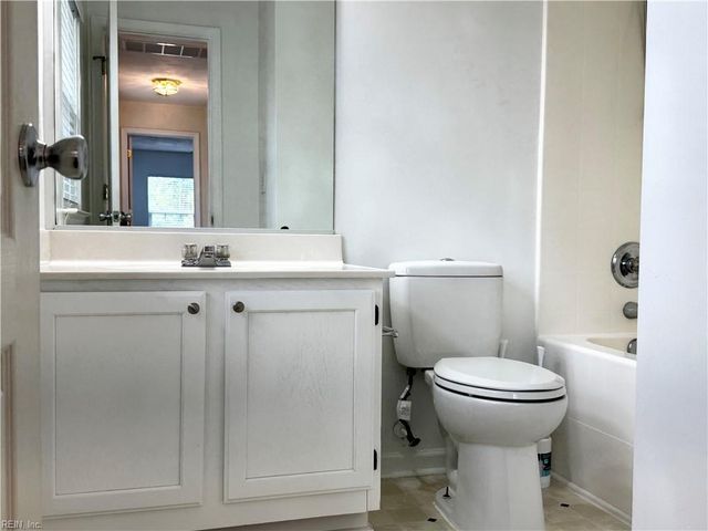1504 Chateau Run CT, Virginia Beach, VA 23456