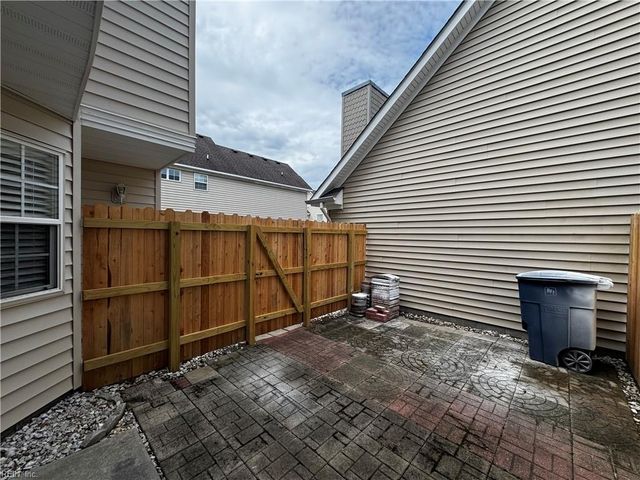 1504 Chateau Run CT, Virginia Beach, VA 23456