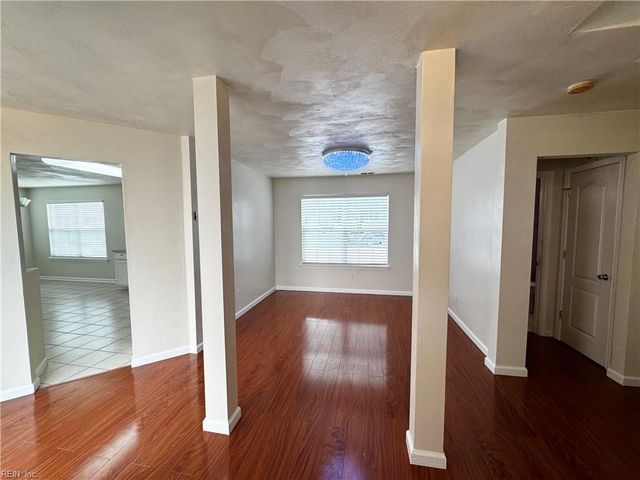 1504 Chateau Run CT, Virginia Beach, VA 23456
