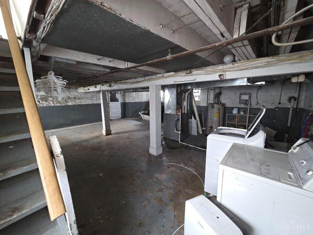 3709 Frances Avenue, Cheviot, OH 45211