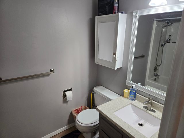 11210 W Taylor St, Wichita, KS 67212