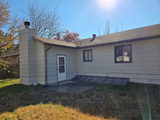 11210 W Taylor St, Wichita, KS 67212