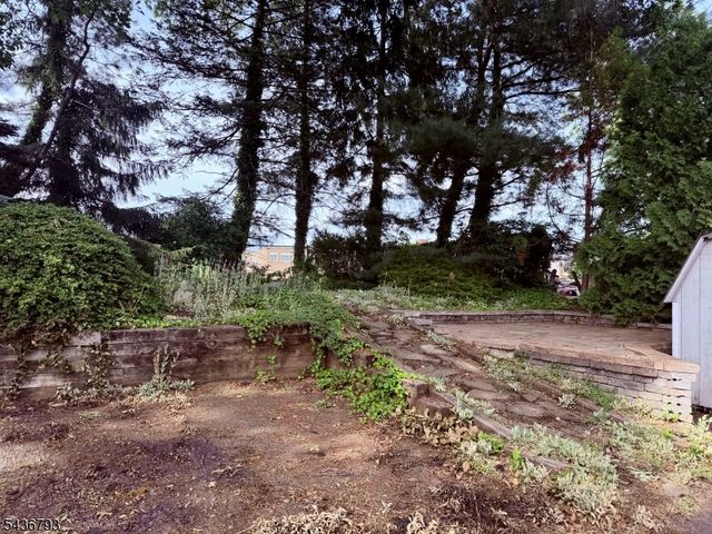 883 Milton Blvd, Rahway City, NJ 07065