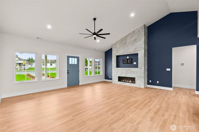 1421 W Main Street, Elma, WA 98541