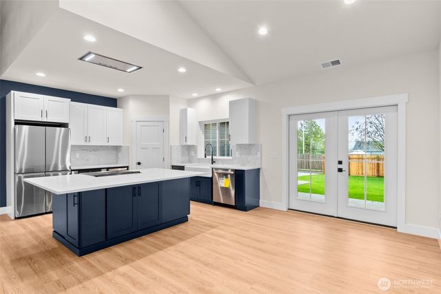 1421 W Main Street, Elma, WA 98541