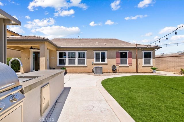25431 Hitch Rail Lane, Menifee, CA 92584