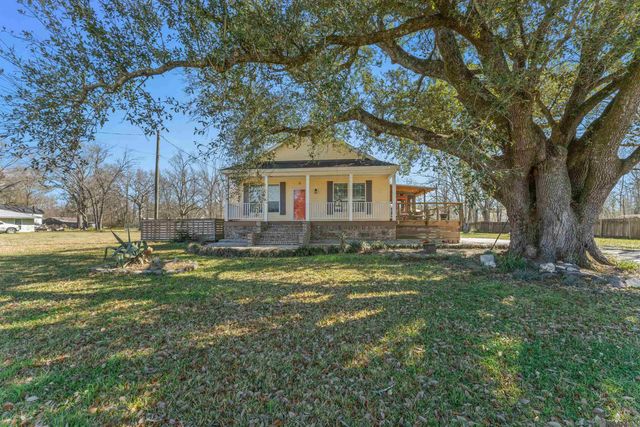 12068 Drozin Myers Rd, St Amant, LA 70774