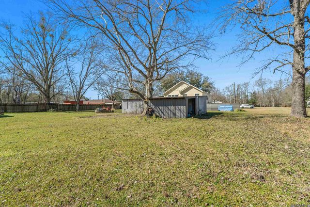 12068 Drozin Myers Rd, St Amant, LA 70774