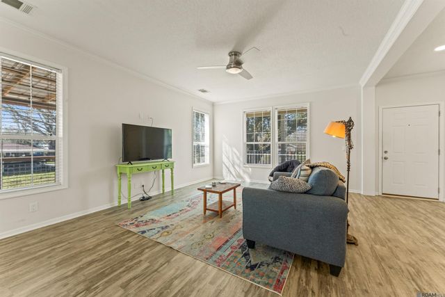 12068 Drozin Myers Rd, St Amant, LA 70774