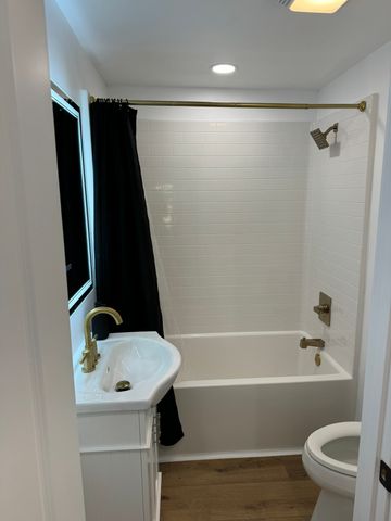 710 Third St, Paris, TN 38242