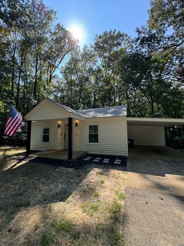 710 Third St, Paris, TN 38242