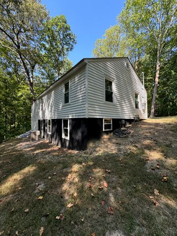 710 Third St, Paris, TN 38242